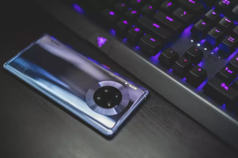 Huawei Mate X3